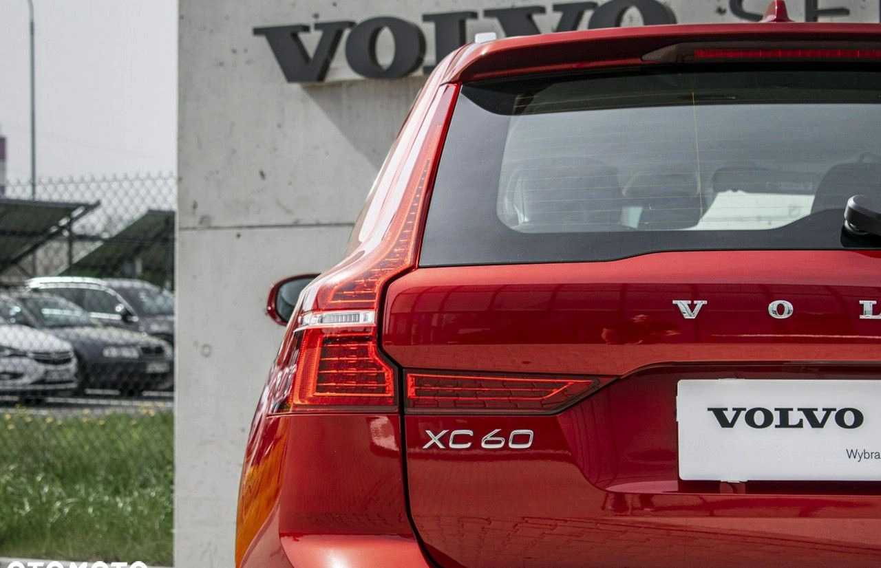 Volvo XC 60 cena 159900 przebieg: 107174, rok produkcji 2020 z Siewierz małe 466